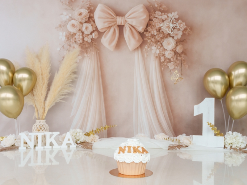 605. Barok Bloemen met goud