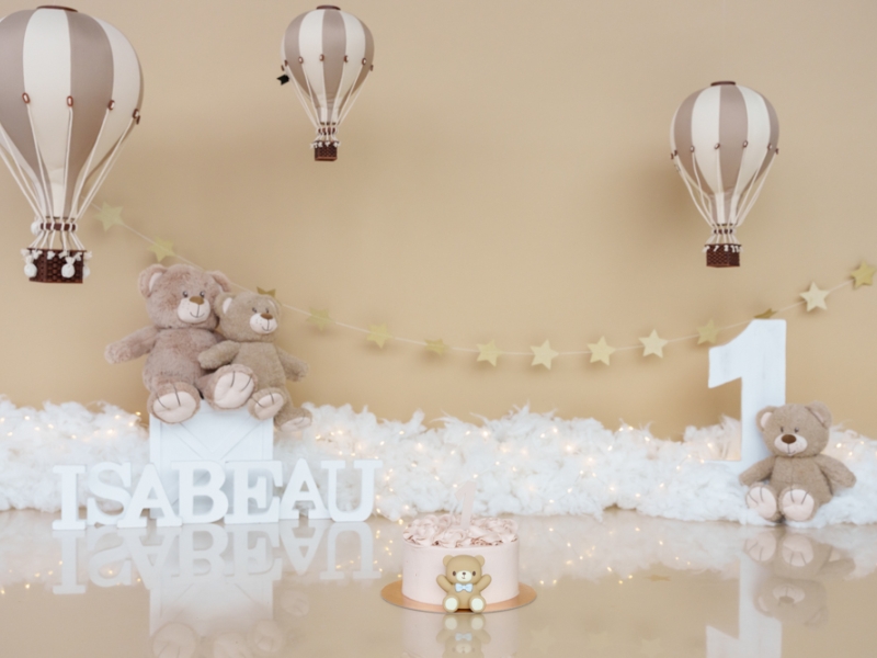 610. Beren en lucht)ballonnen beige