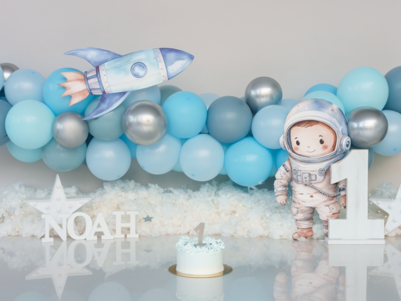 653. Astronaut in lichtblauw en zilver 